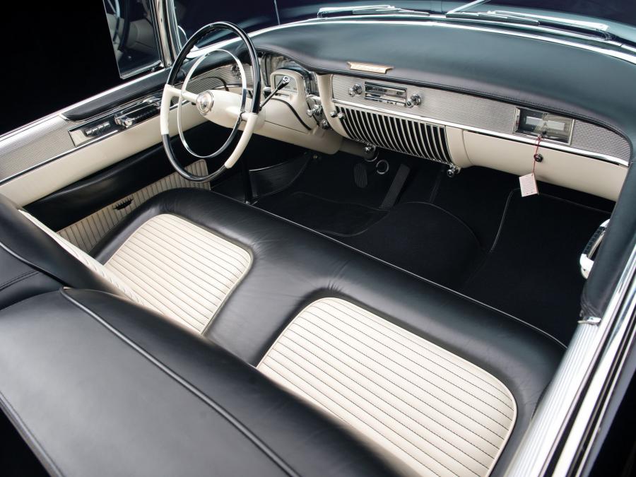 Интерьер Cadillac Series 62 Eldorado Special (6267SX) 1953 года  (фото 22 из 39)